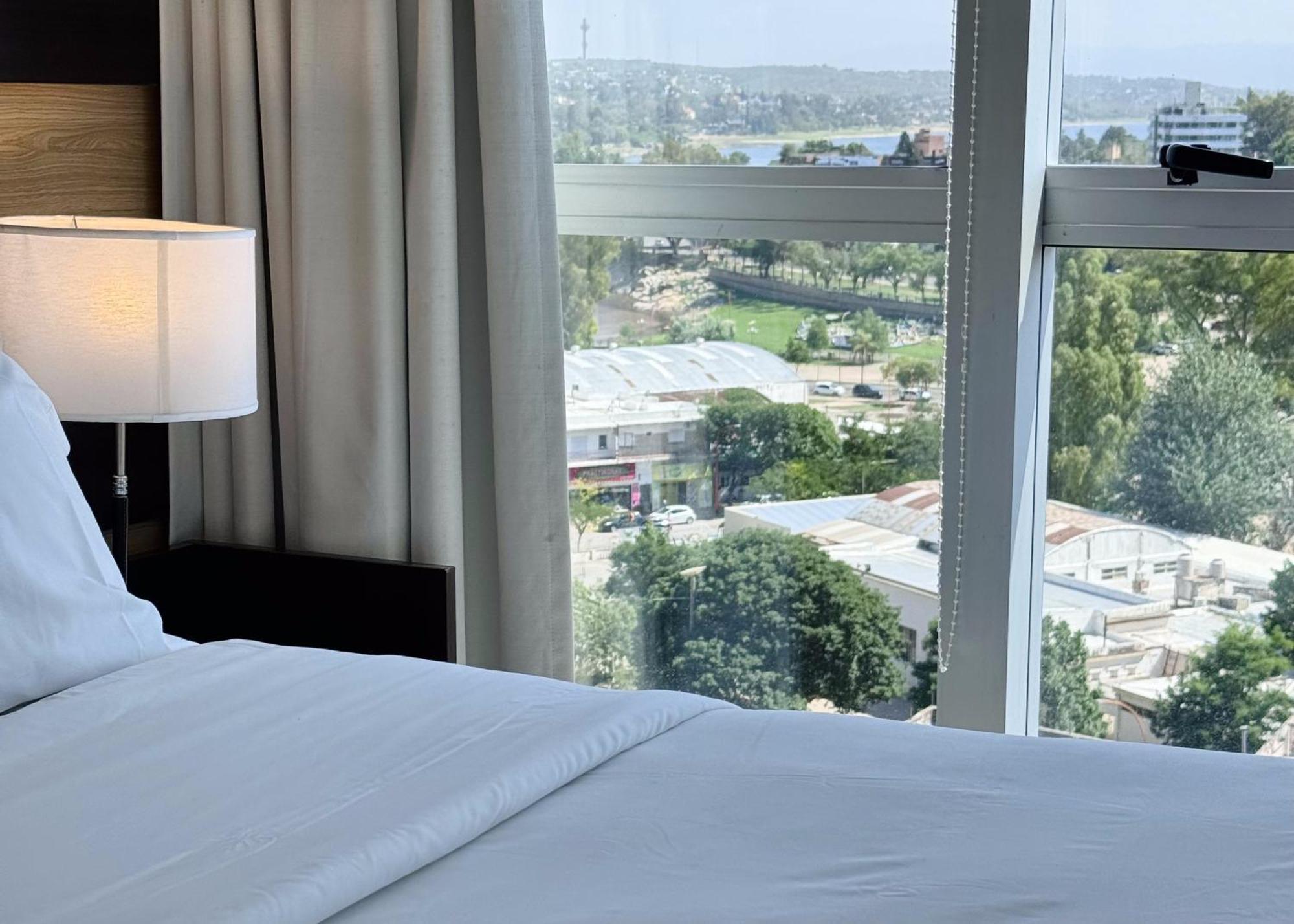 Amerian Carlos Paz & Suites Βίλα Κάρλος Παζ Εξωτερικό φωτογραφία